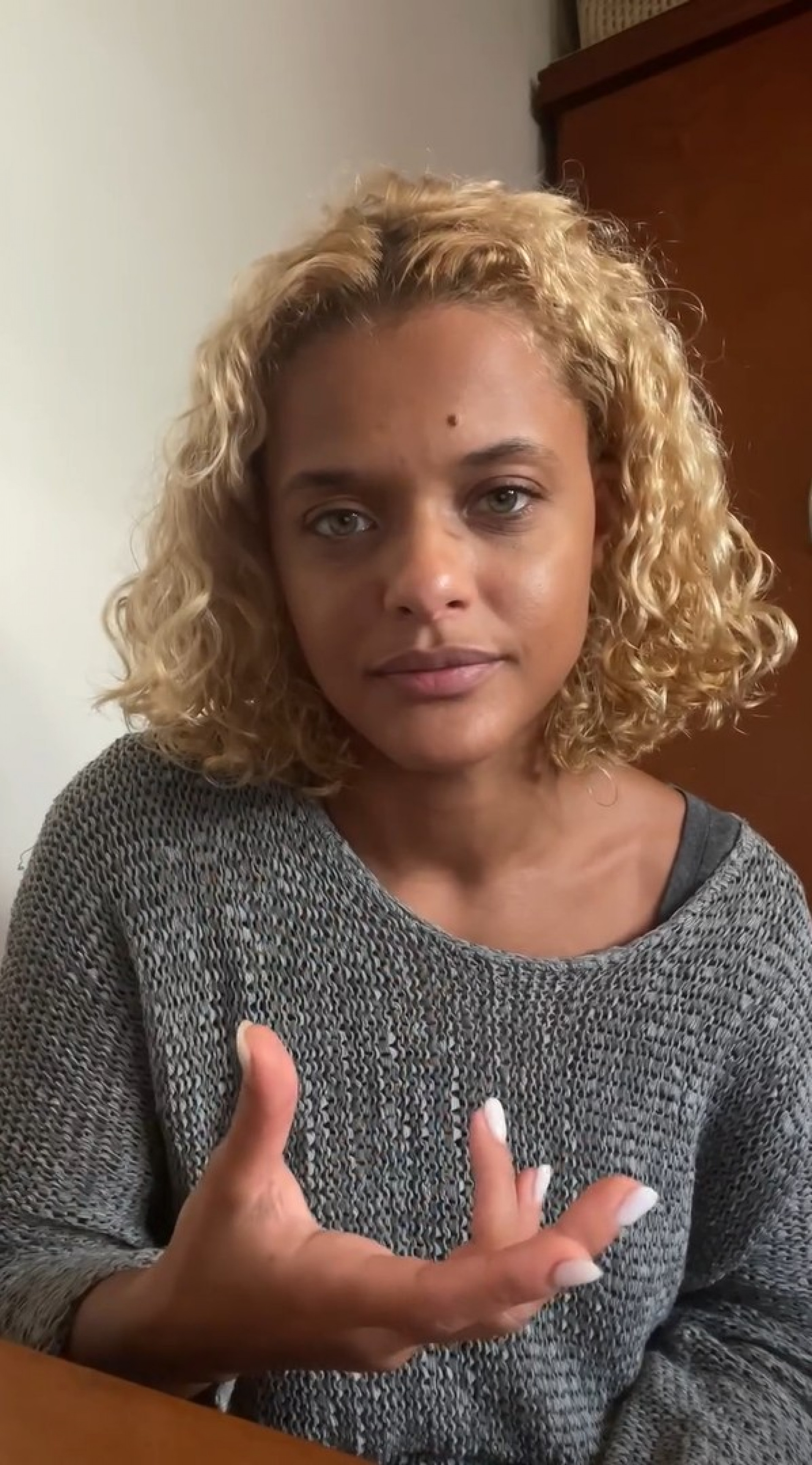 Thainá Duarte pede desculpas por aceitar papel de mulher trans no cinema - Reprodução / Instagram