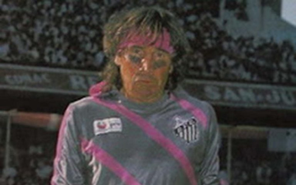 Morre Hugo Gatti, ic&ocirc;nico ex-jogador argentino, aos 80 anos