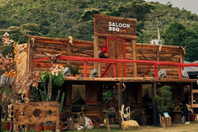 Saloon BBQ segue até domingo com atrações para toda a família e shows gratuitos durante o feriado de São Jorge