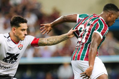 Comitê da CBF não vê pênalti em Arias em Fluminense x Vitória