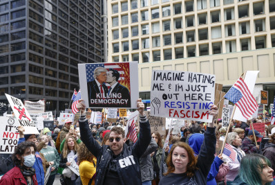 Após 100 dias de Trump, oposição luta para sair da apatia