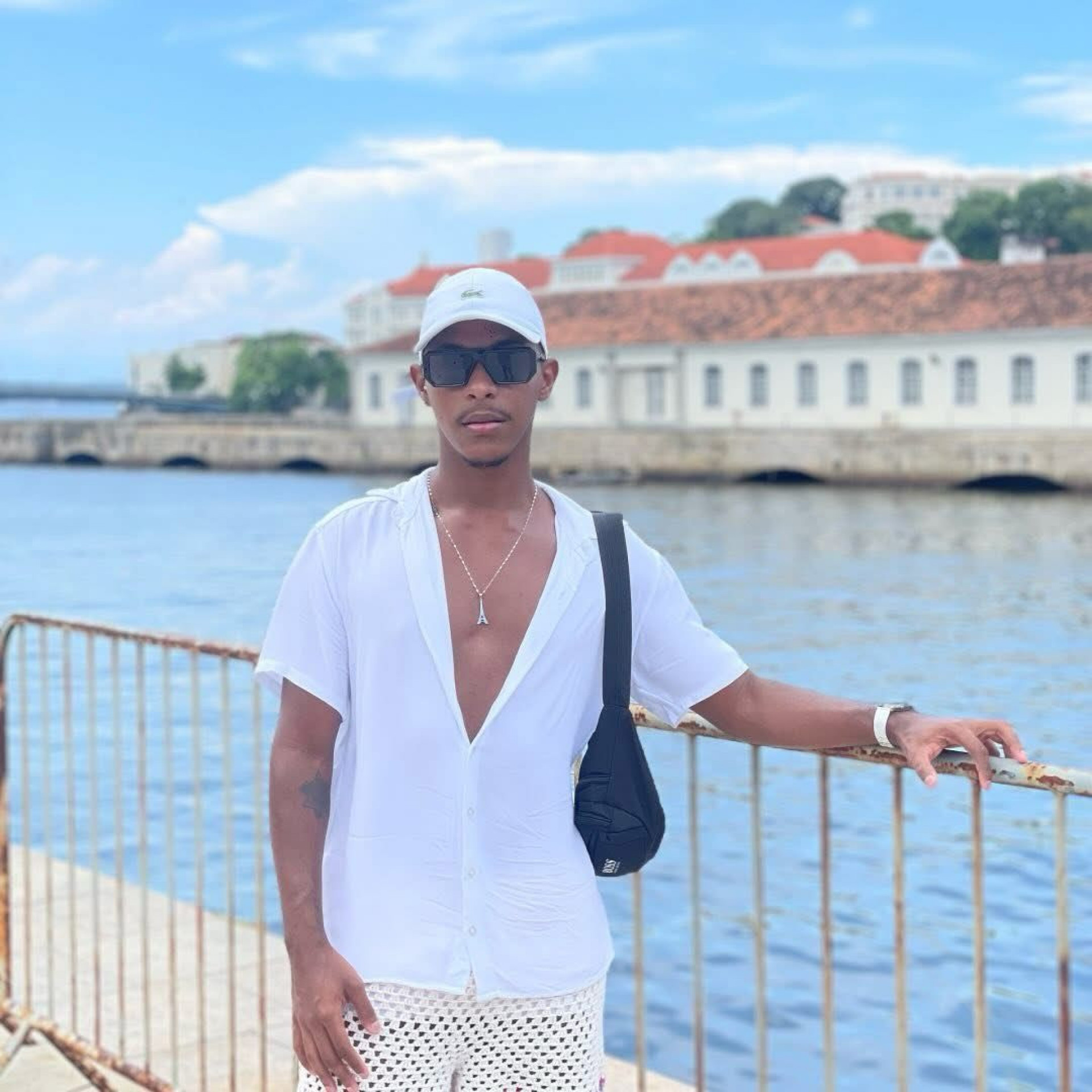 Lorran Miranda dos Santos Reis estava em casa com um amigo quando foi morto