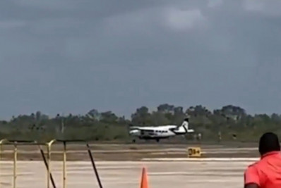 Homem sequestra voo em Belize, esfaqueia três e é morto a tiros por passageiro