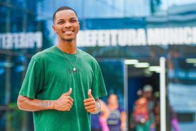 Meritiense conquista vaga em multinacional após participar de capacitação da Prefeitura