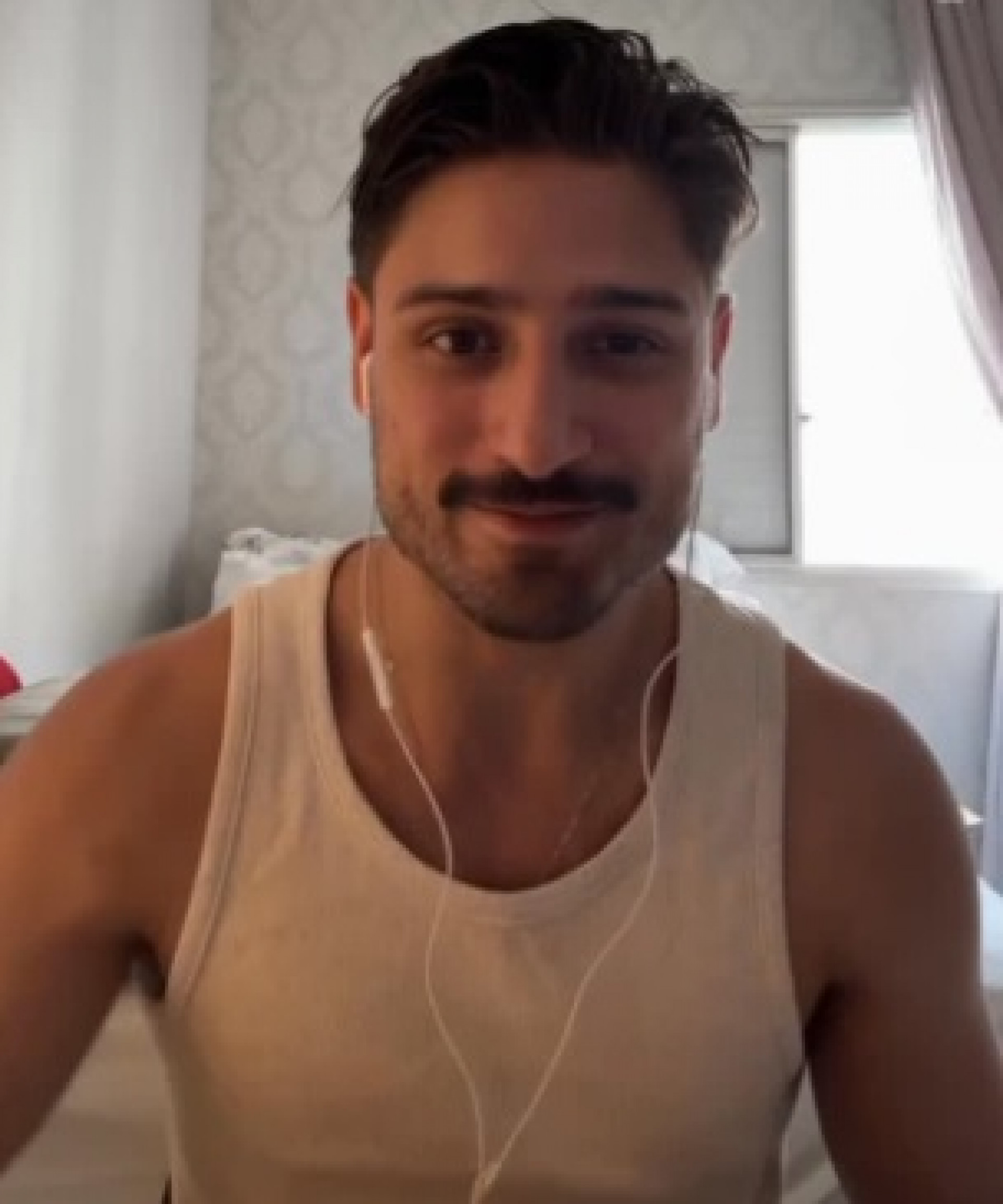 Daniel Rocha explicou sumiço das redes sociais  - Reprodução/Instagram