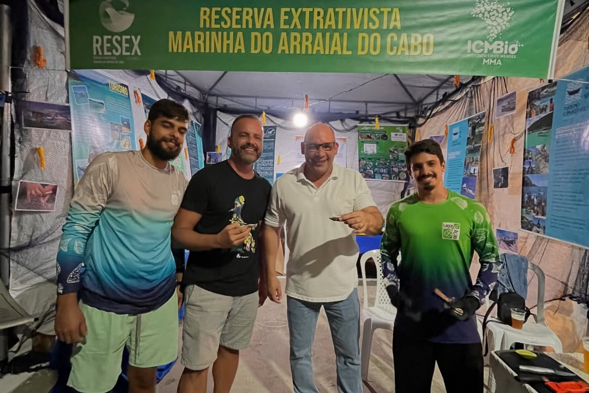 Marcelo Magno visita stand da RESEX - Ascom