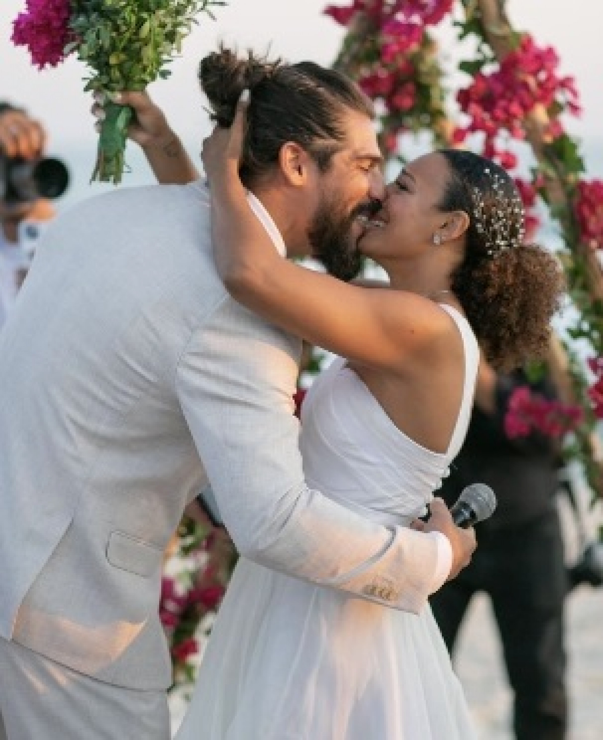 Sheron Menezzes resgatou cliques da união com Saulo Bernard  - Reprodução/Instagram