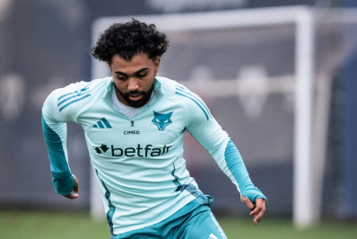 Gabigol rebate declaração de Roger Flores: 'Qual o apelido dele quando jogava?'