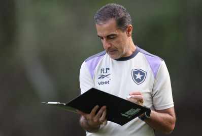 Técnico do Botafogo, Renato Paiva quer contar com Joaquín Correa no Mundial