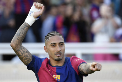 Al-Hilal teria oferecido contrato de R$ 1,1 bilhão para tirar Raphinha do Barcelona