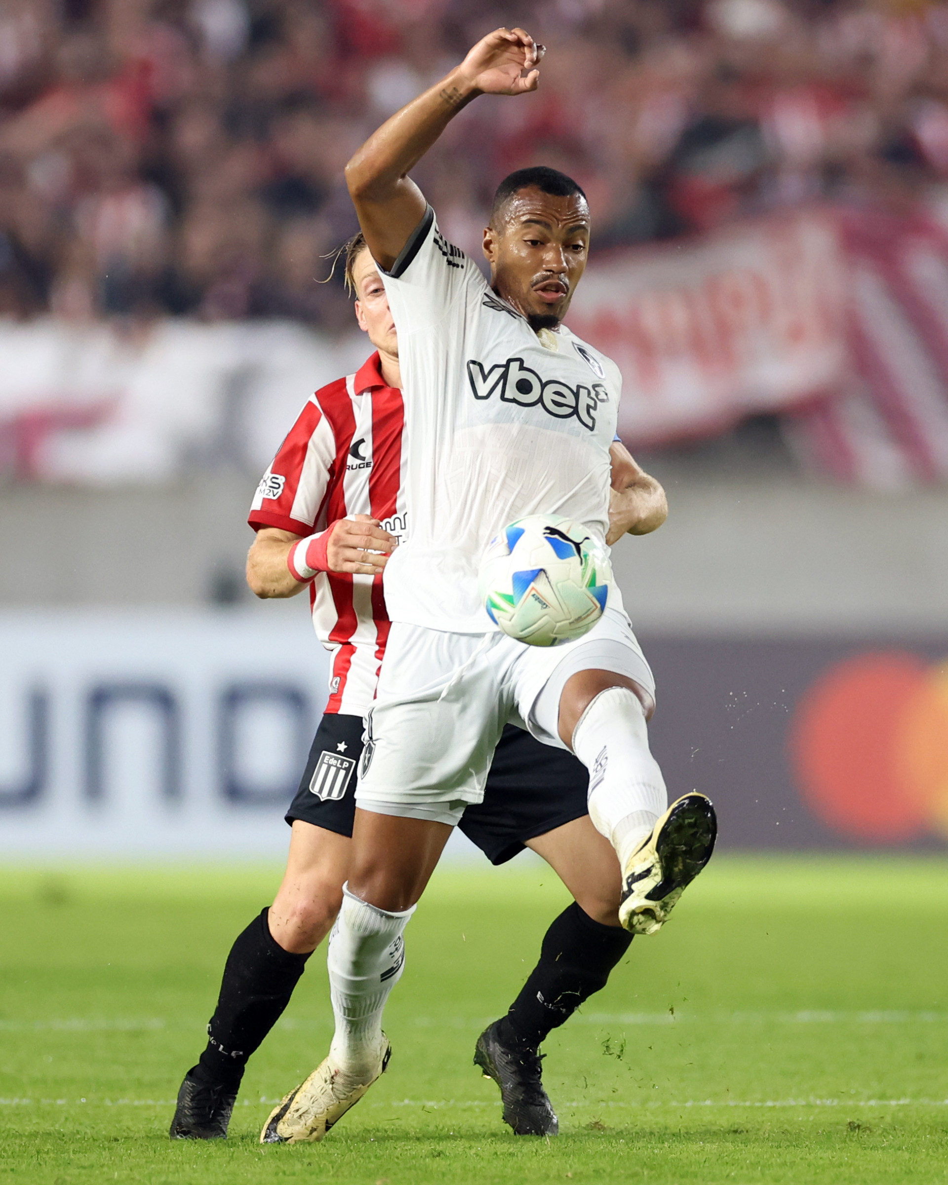 Marlon. Estudiantes ARG x Botafogo pela Conmebol Libertadores no  Jorge Luis Hirschi 2 de Abril de 2025, La Plata, Argentina.  - Vitor Silva/Botafogo