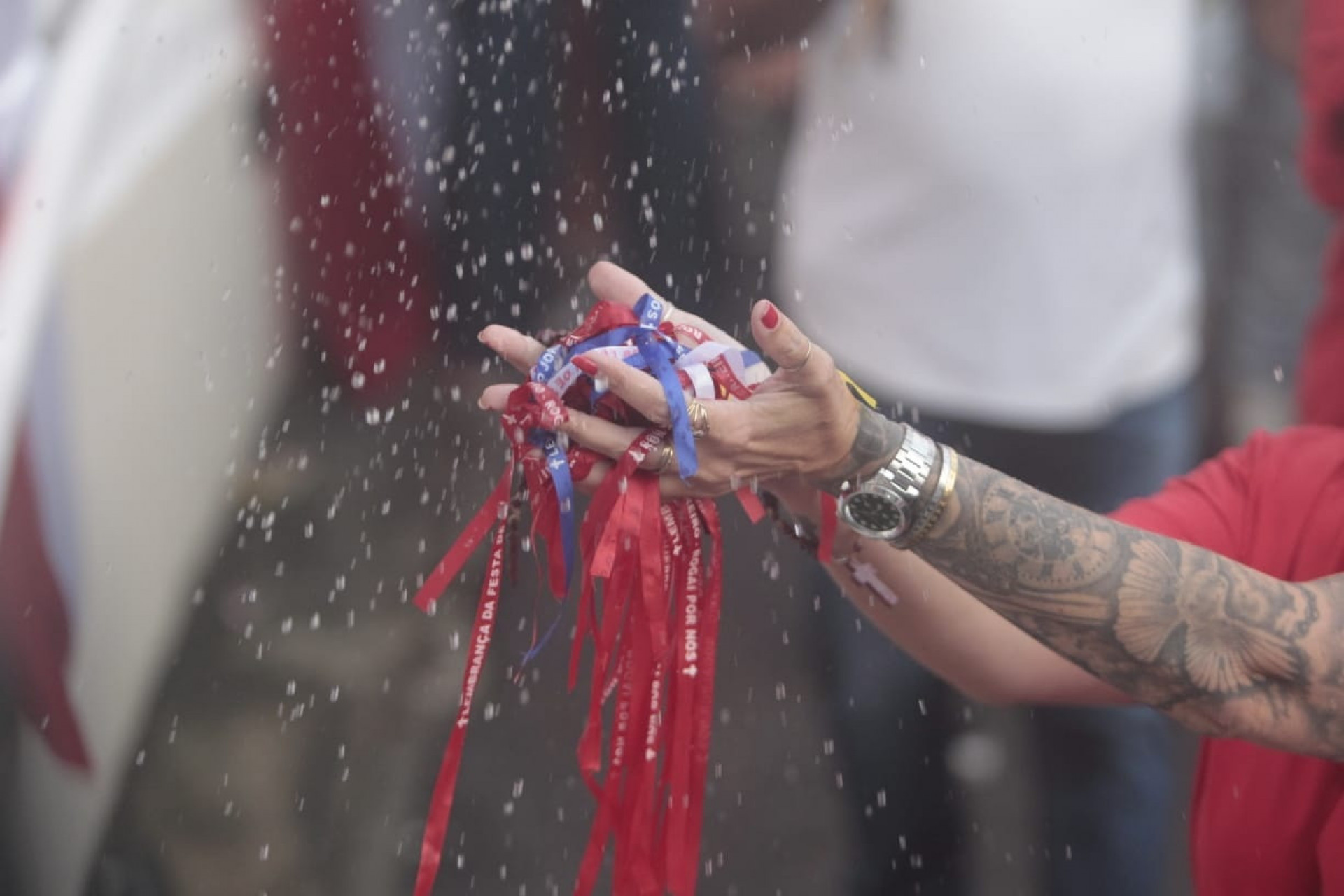 Fiéis compareceram à igreja em Quintino pelo Dia de São Jorge - Reginaldo Pimenta/Agência O Dia