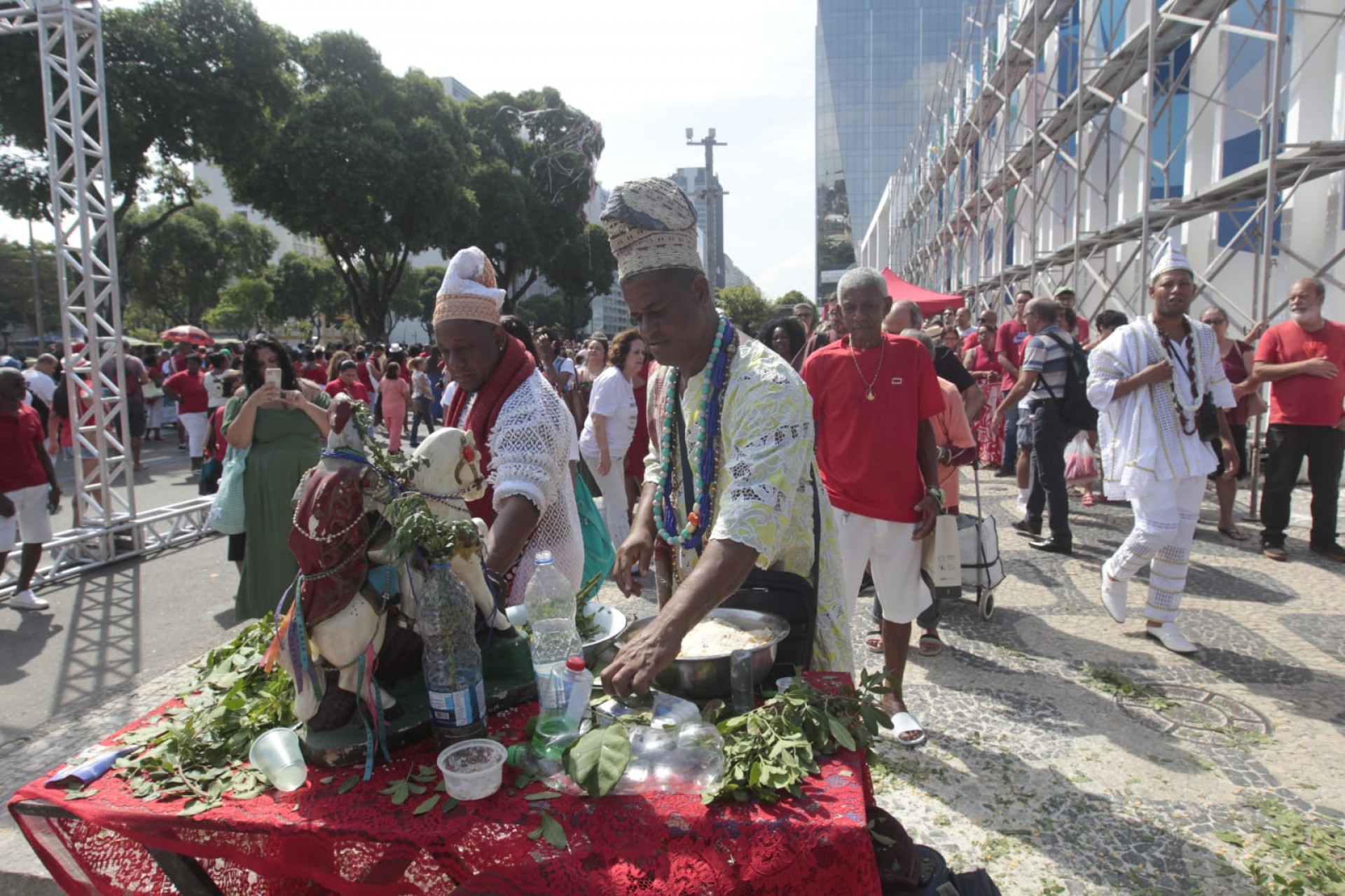 No sincretismo religioso, São Jorge representa Ogum, orixá de religiões de matriz africana - Reginaldo Pimenta/Agência O Dia