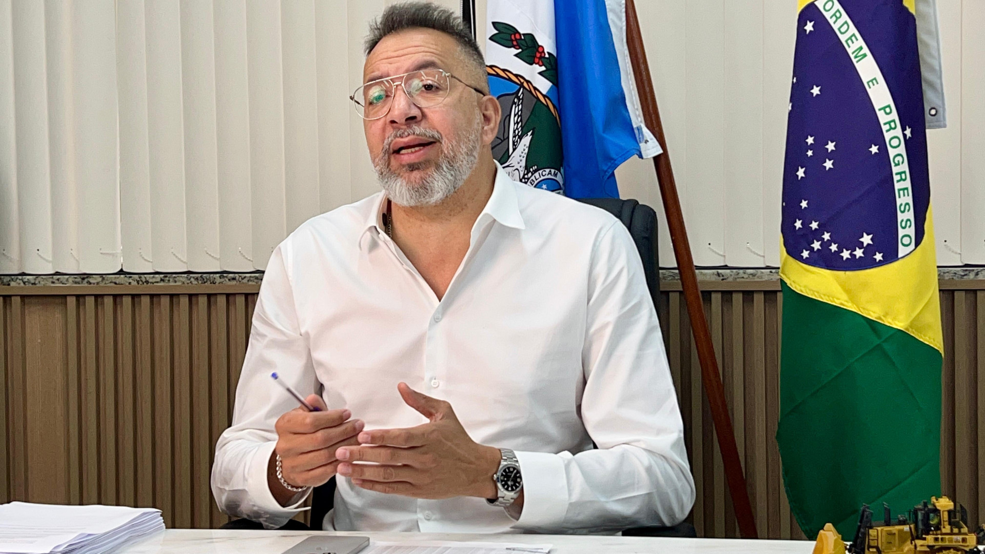 O prefeito M&aacute;rcio Canella anunciou o retorno das vans para esta sexta-feira - Jeovani Campos / PMBR