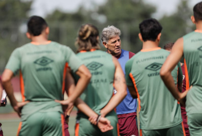 Renato Gaúcho comemora ponto com equipe reserva do Fluminense: 'Necessário poupar'