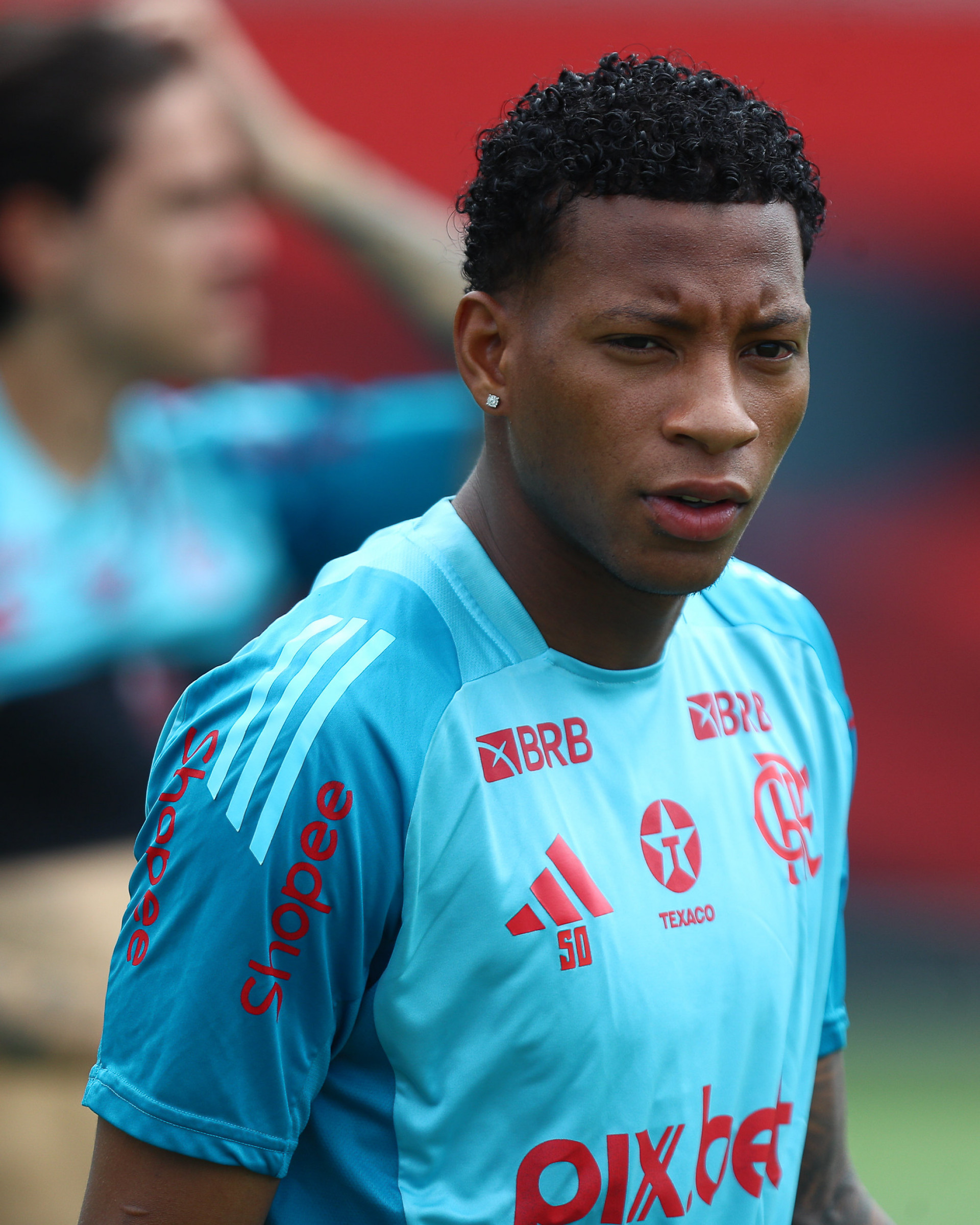 Gonzalo Plata em treino do Flamengo