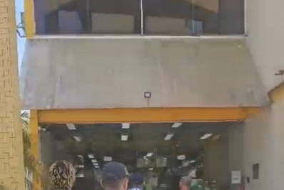 Homem é preso por dano ao patrimônio público em estação do BRT no Recreio