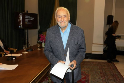 Morre, aos 98 anos, o maestro Roberto de Regina