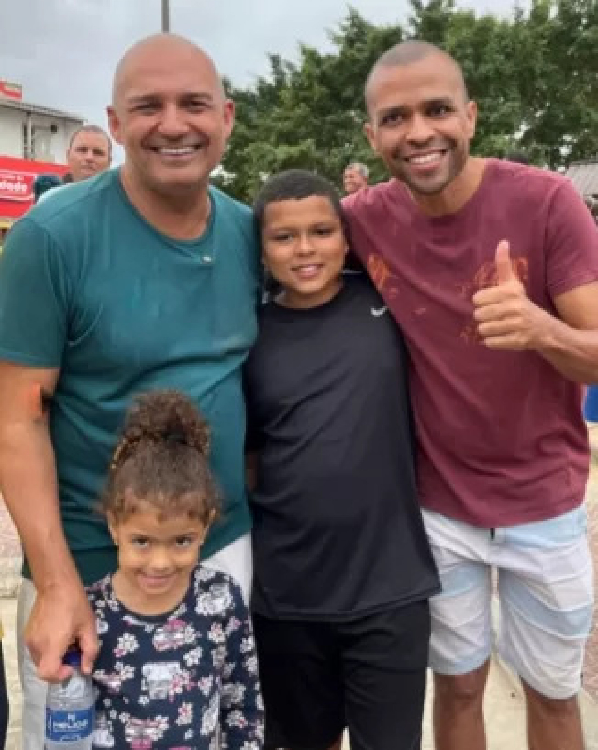 Prefeito F&aacute;bio do Pastel com Zera e fam&iacute;lia - Reprodu&ccedil;&atilde;o