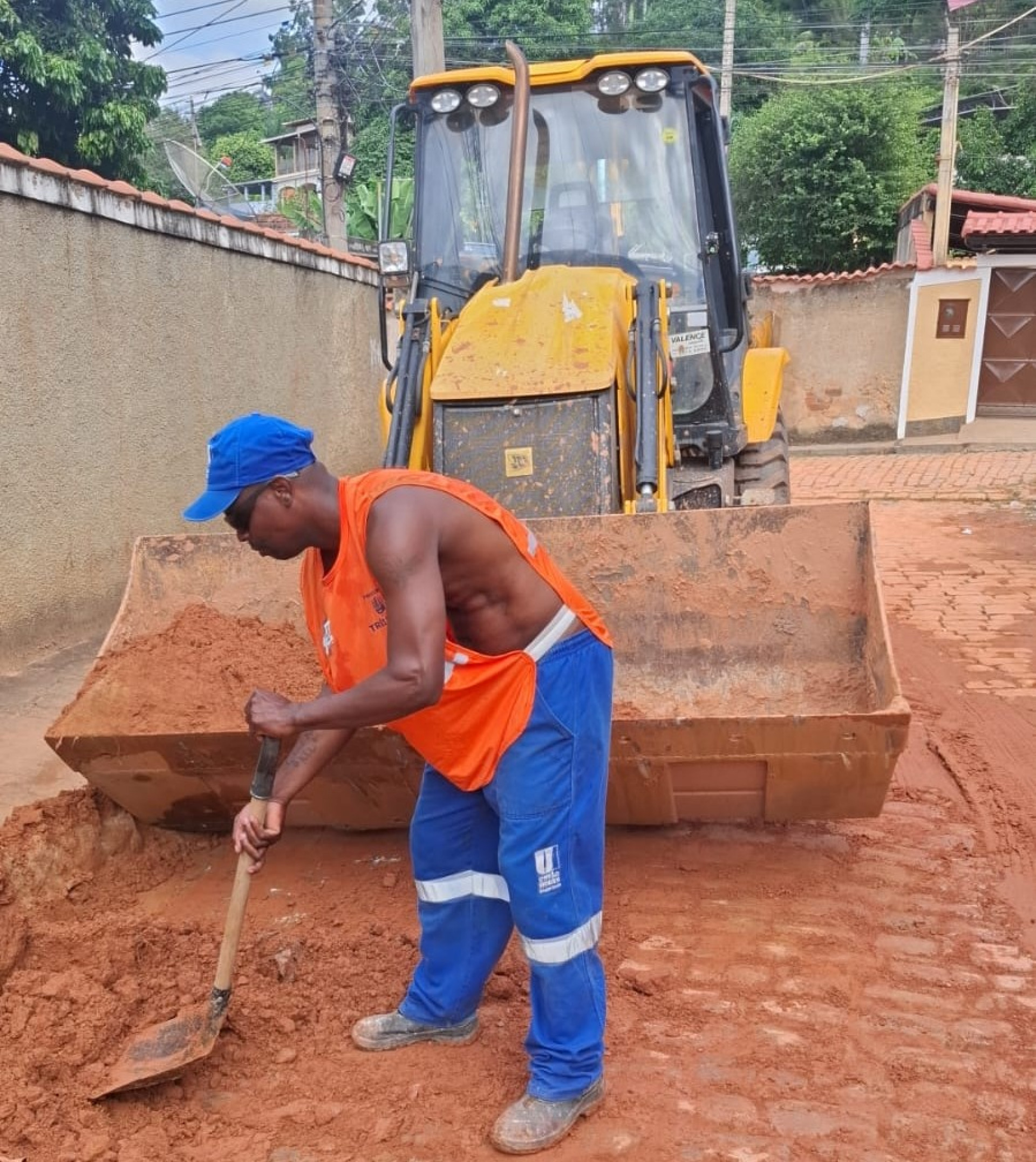 Limpeza nos bairros afetados