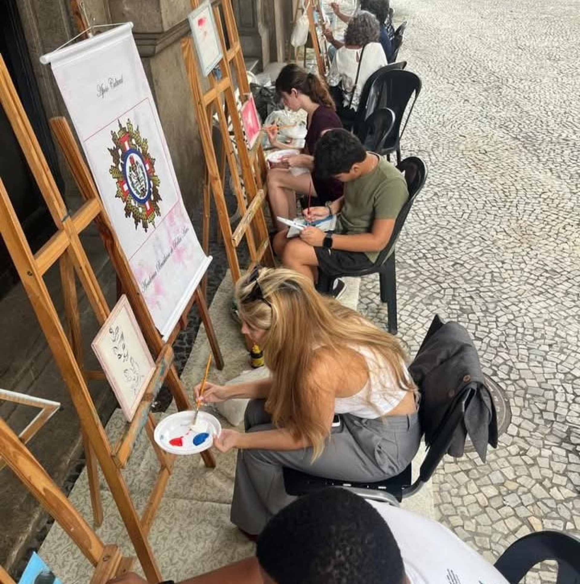 Oficina de arte na Tijuca para alunos de Pintura em Tela que fazem aulas na Subsecretaria de Cultura  - Divulga&ccedil;&atilde;o