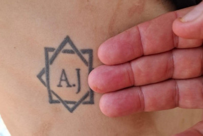 Vítima de trabalho análogo à escravidão é obrigada a tatuar iniciais de patrões em MG