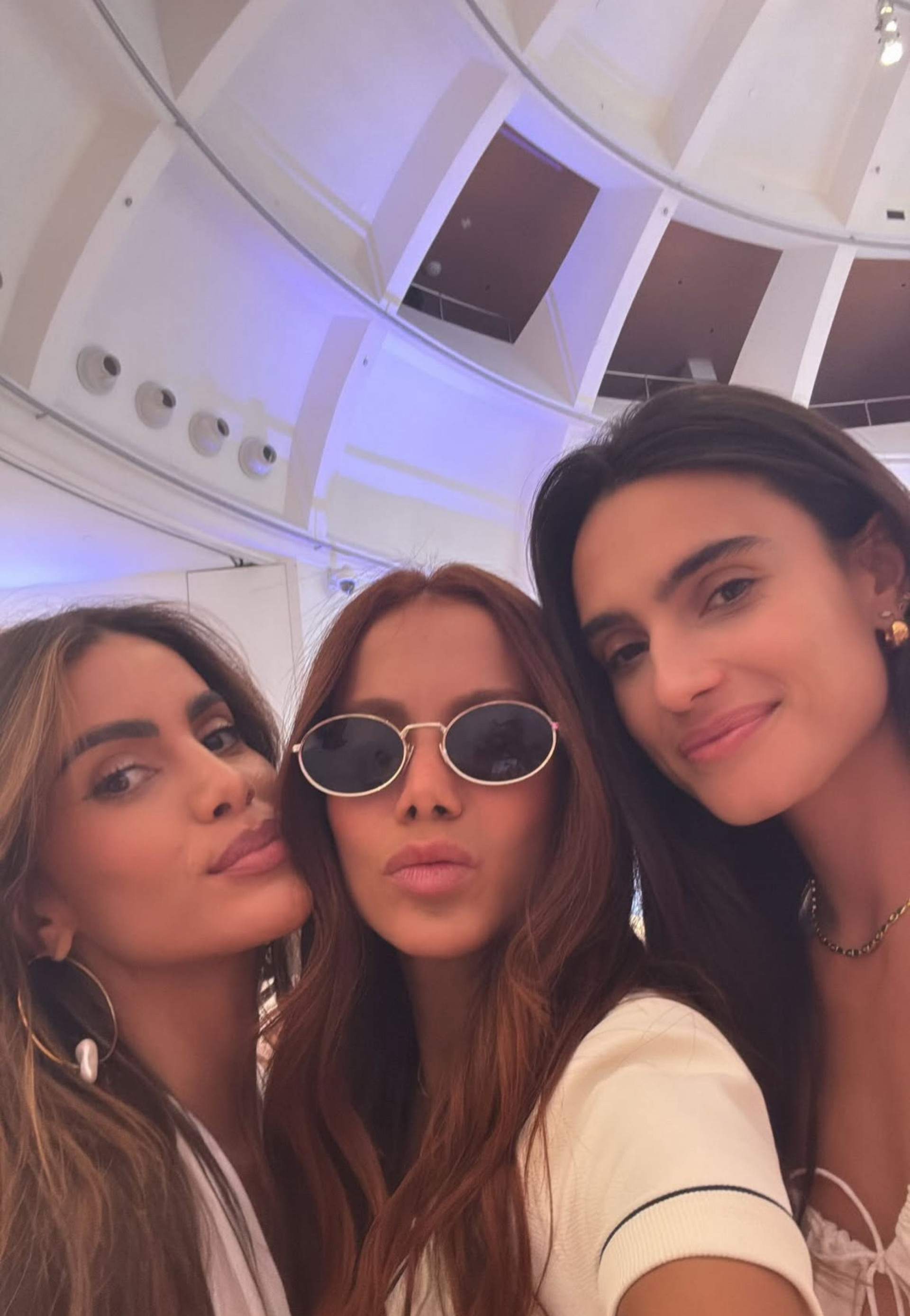 A Poderosa compartilhou cliques ao lado de Camila Coelho e Isabela Grutman - Reprodução / Instagram