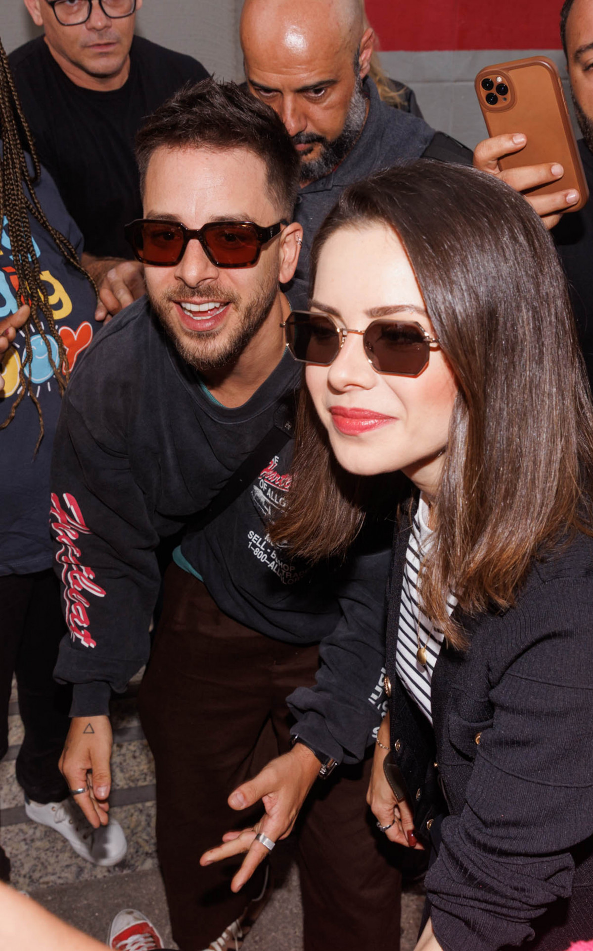 Junior Lima e Sandy Leah desembarcaram no Rio 