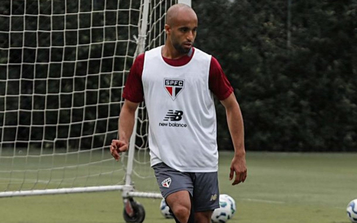 S&atilde;o Paulo mant&eacute;m cautela para retorno de Lucas Moura
