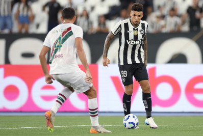 Igor Jesus vê Botafogo na briga pelo Brasileirão: 'Chegarão mais jogadores'