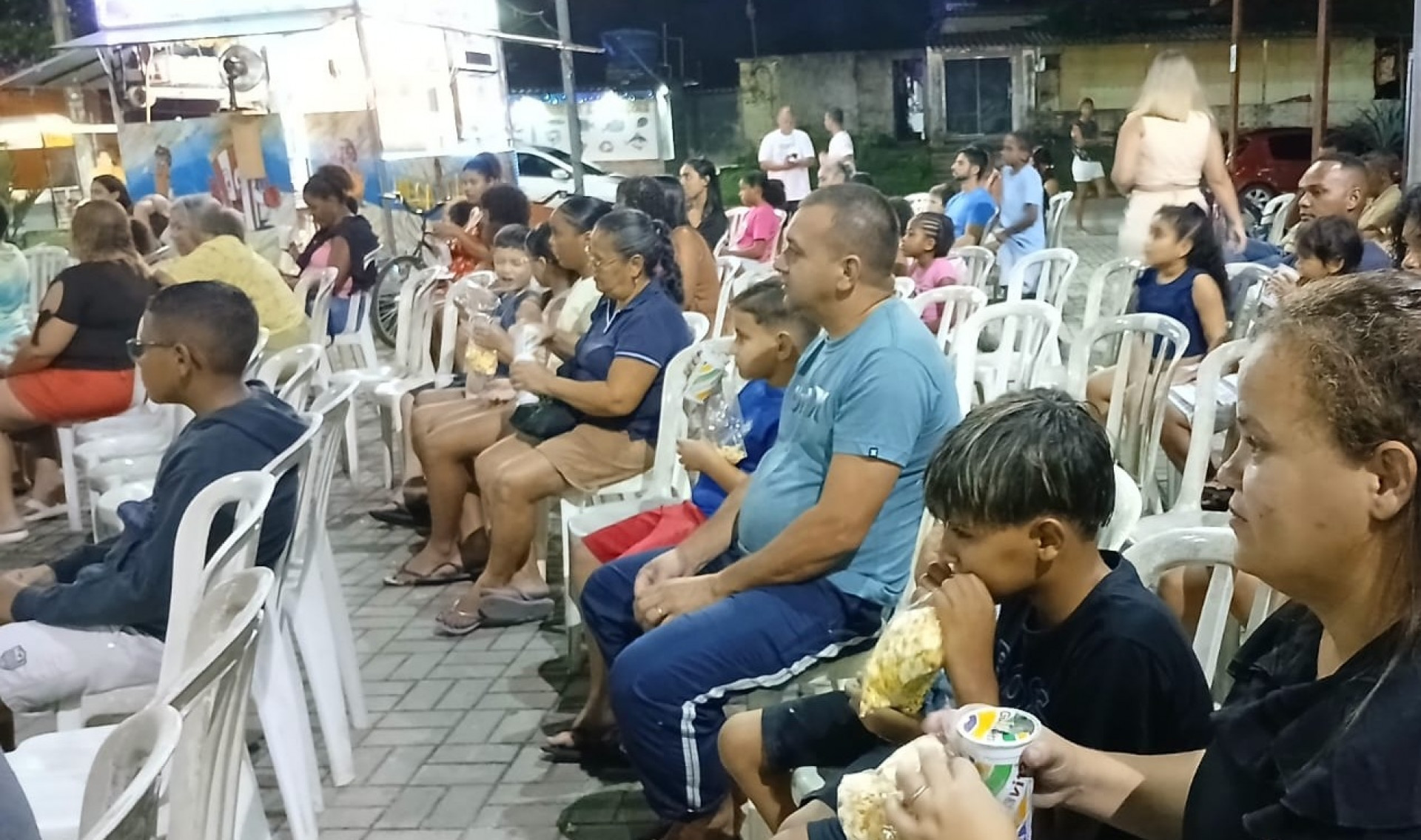A Pra&ccedil;a do Skate se transformou em um verdadeiro cinema a c&eacute;u aberto com a chegada do projeto Cine Tela - Divulga&ccedil;&atilde;o / PMJ