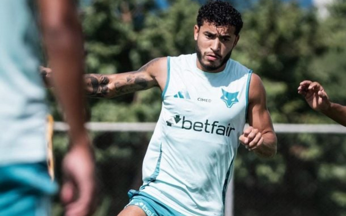 William pode refor&ccedil;ar o Cruzeiro em jogo da Copa do Brasil