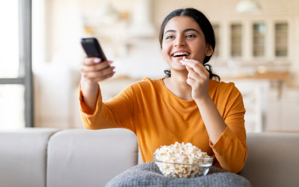 H&aacute; diversas op&ccedil;&otilde;es de realities shows dispon&iacute;veis nos streamings (Imagem: Prostock-studio | Shutterstock) 