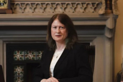 Primeira juíza trans do Reino Unido leva governo à Corte Europeia por direitos LGBTQIA+