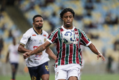 Fluminense sofre com erros e goleiro da Aparecidense, mas vence com gol no fim