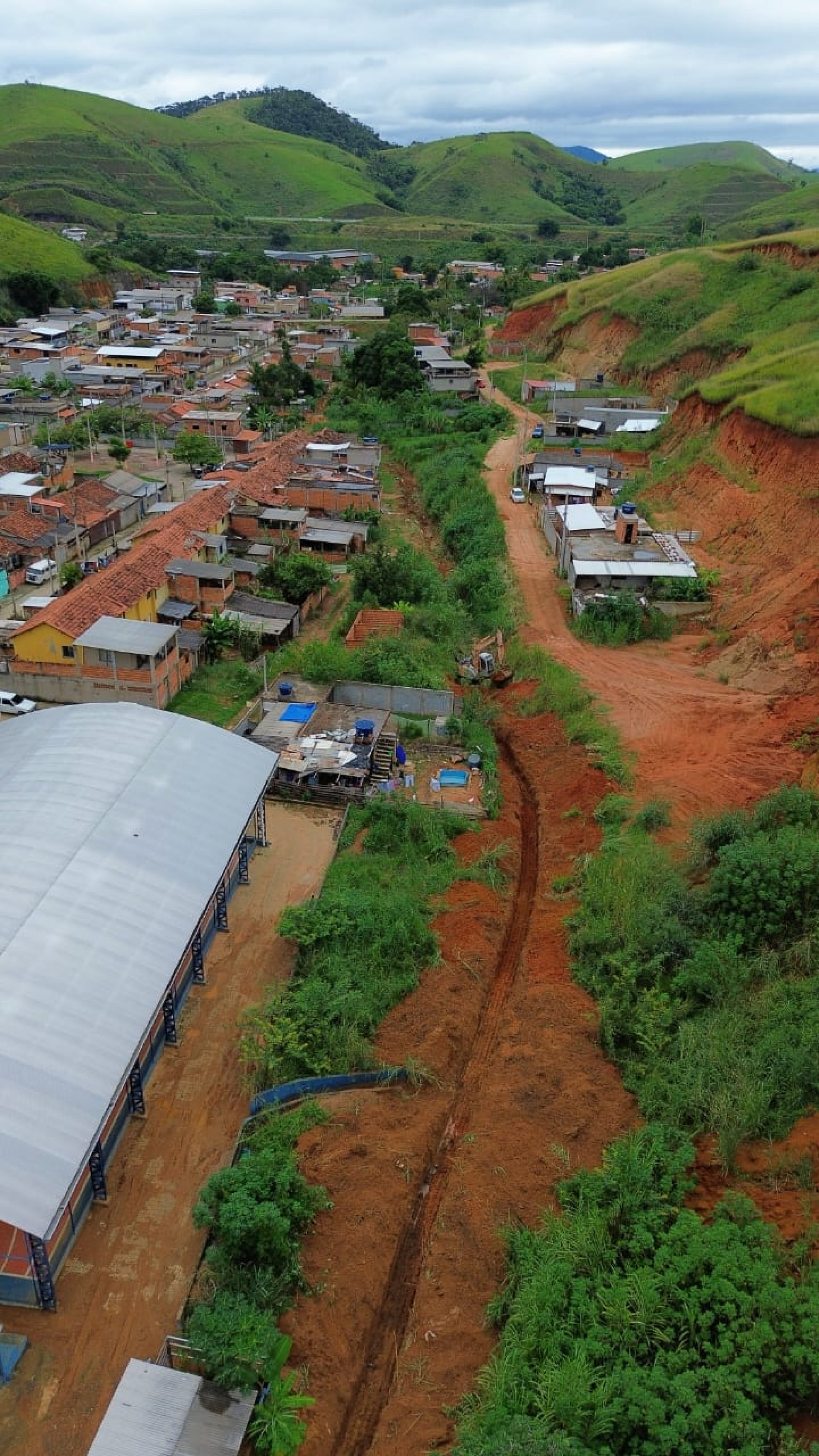 Desassoreamento no Fonseca Almeida