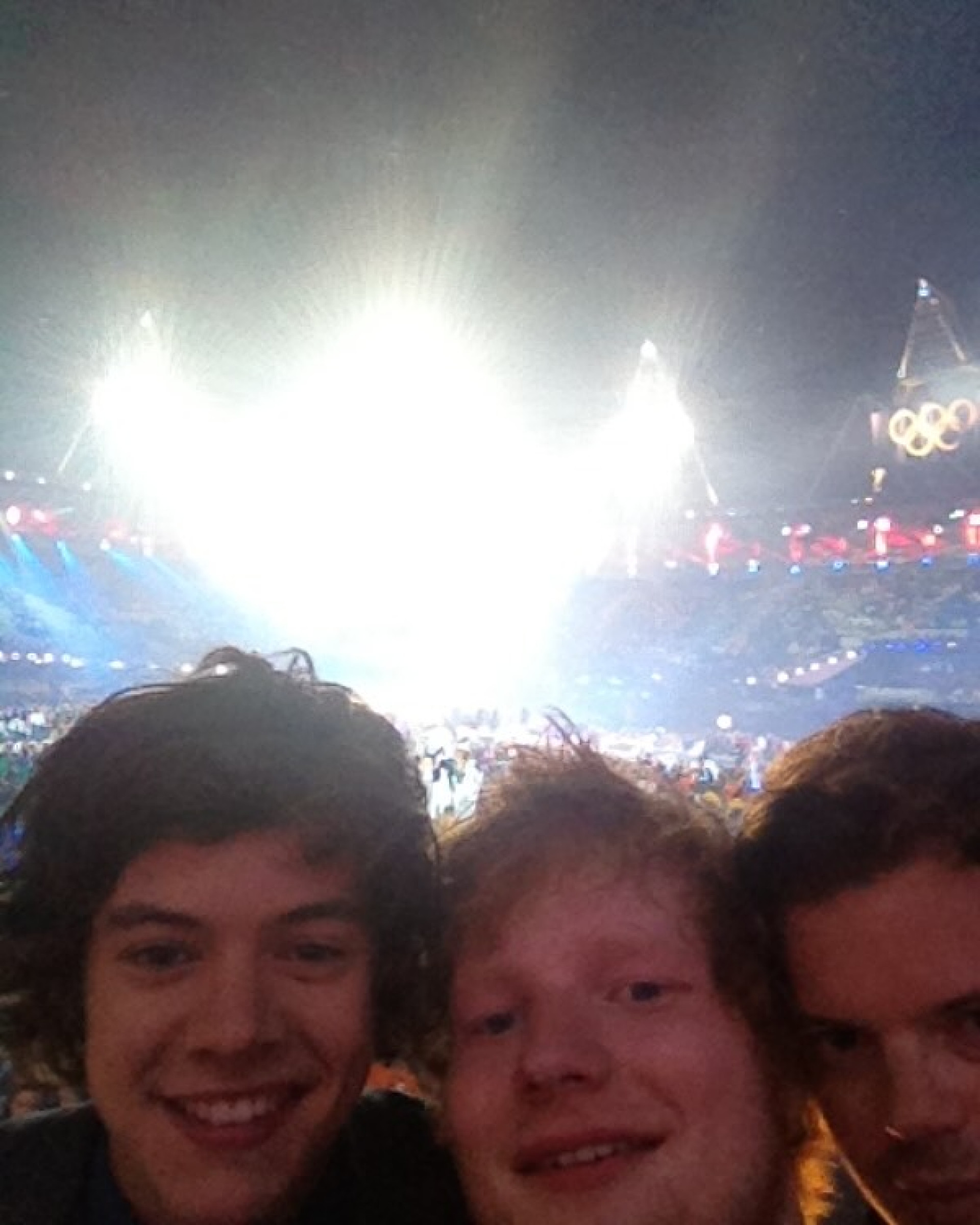 Ed Sheeran compartilha fotos antigas de telefone que não usava desde 2015 - Reprodução / Instagram