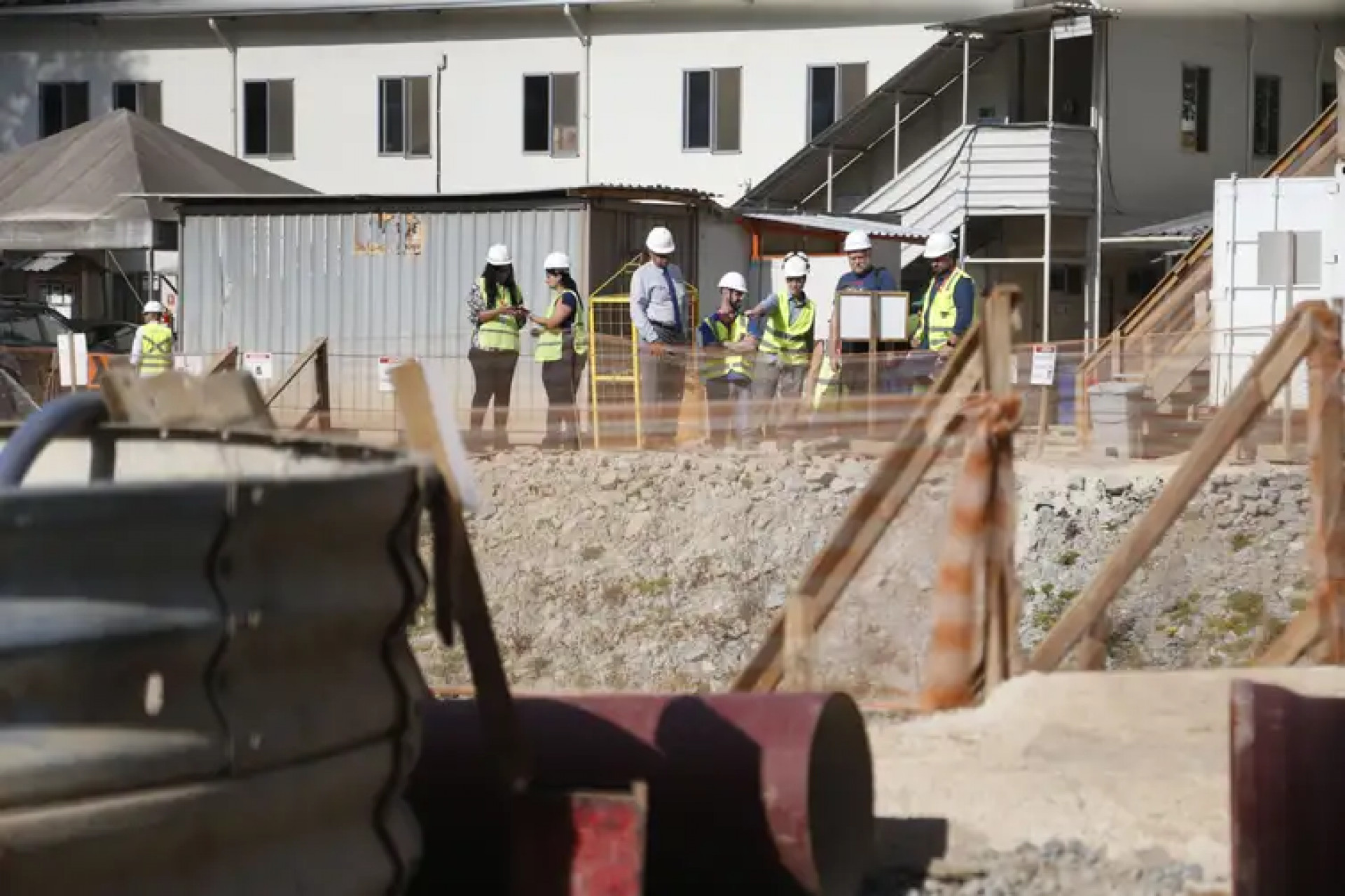 Vistoria no canteiro de obras do metrô Linha 6, em São Paulo, onde foi encontrado um sítio arqueológico - Paulo Pinto / Agência Brasil