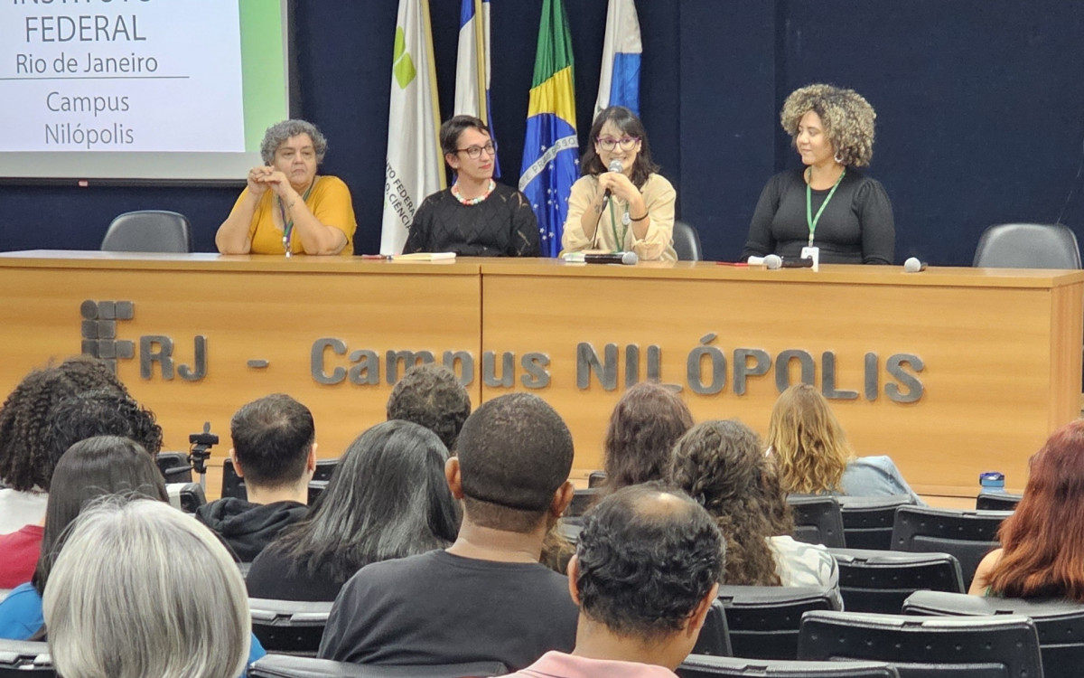 O evento proporcionou ainda momentos de discussões e reflexões sobre os impactos dos programas de iniciação à docência nas licenciaturas e desafios da formação docente