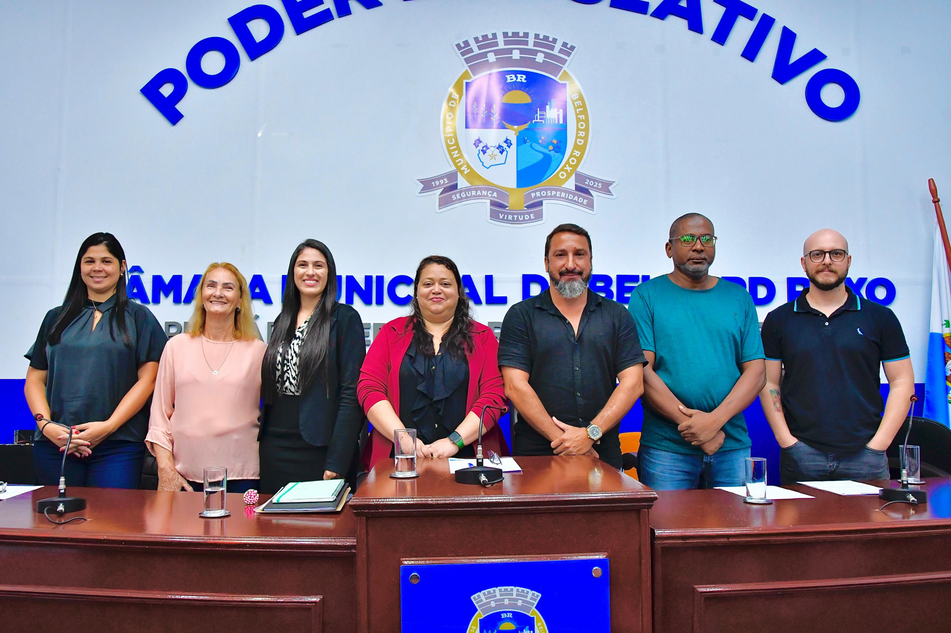 Fl&aacute;vio Gon&ccedil;alves (o 5&ordm; da esquerda para a direita) destacou a import&acirc;ncia do Conselho Municipal de Meio Ambiente - Divulga&ccedil;&atilde;o / PMBR