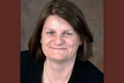 Juíza dos EUA detida e acusada por ajudar imigrante é suspensa pela Suprema Corte de Wisconsin