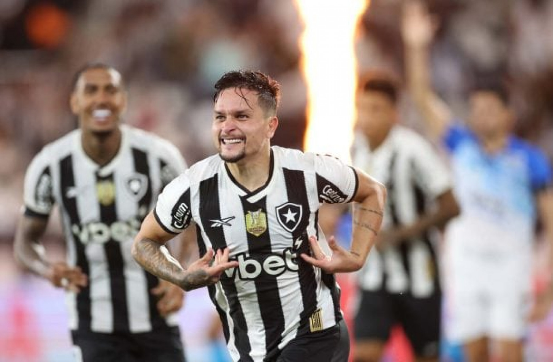 Botafogo goleia o Capital-DF e encaminha classifica&ccedil;&atilde;o na Copa do Brasil