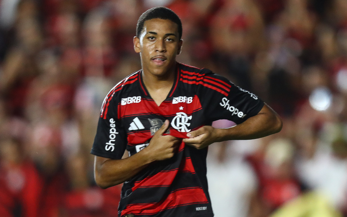 Joshua foi decisivo em vitória do Flamengo