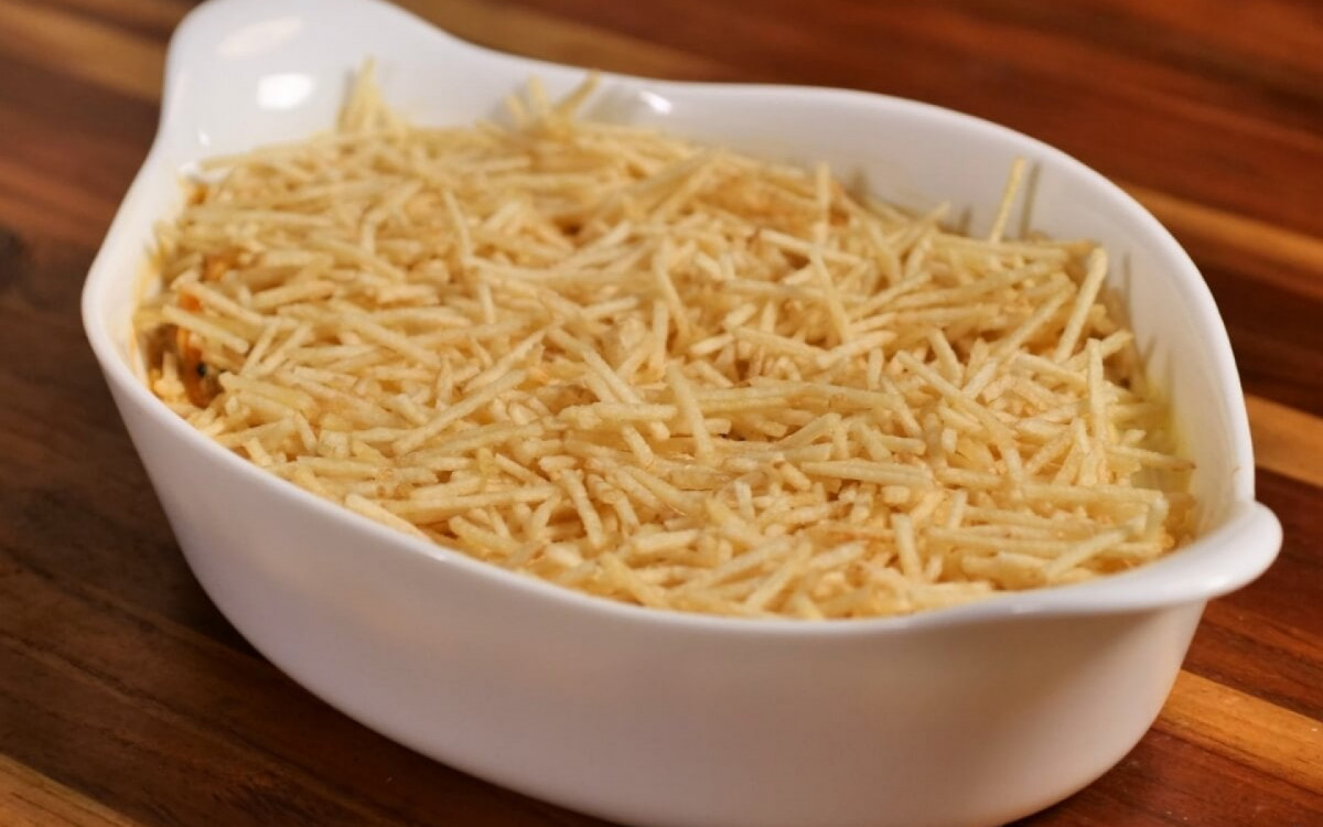 Fricass&ecirc; de carne mo&iacute;da (Imagem: gabmanes | Shutterstock) 