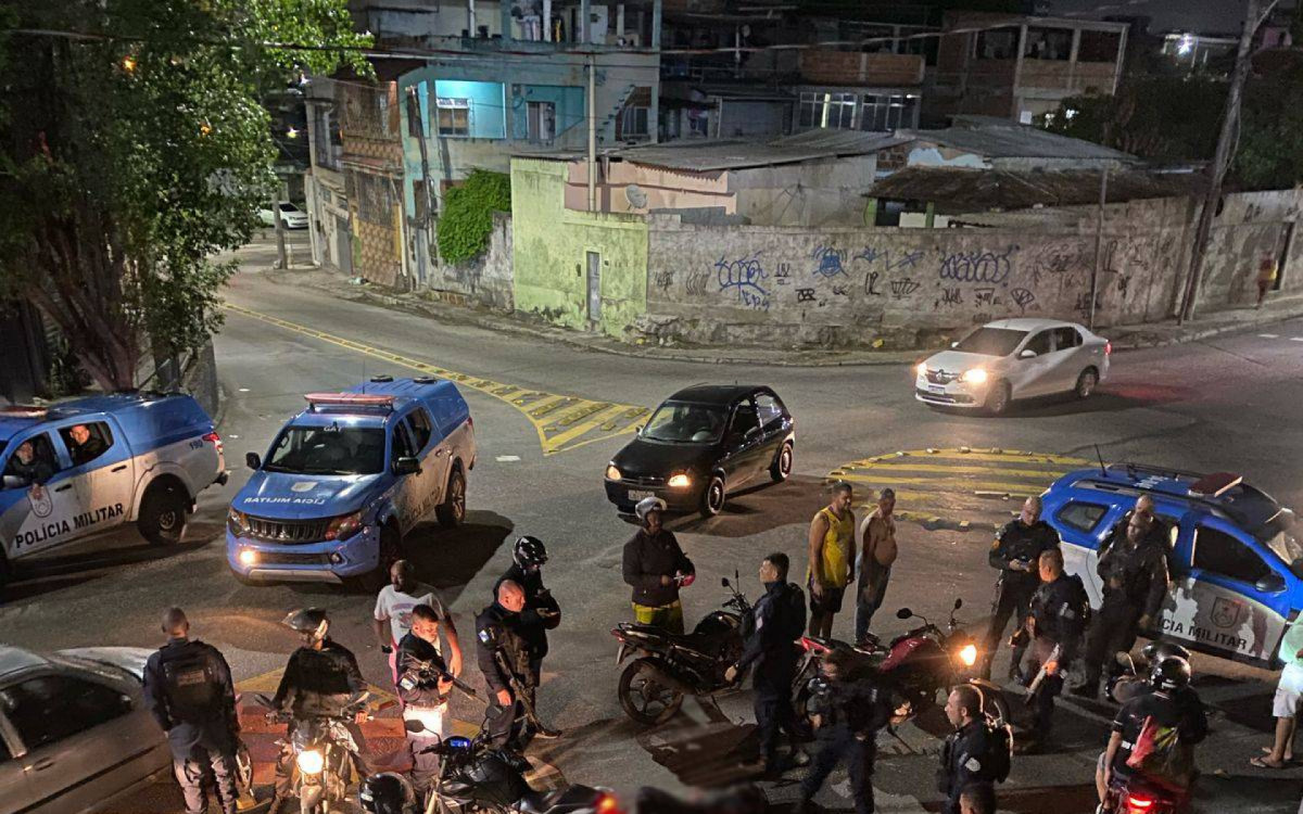 O caso aconteceu na Estrada Adhemar Bebiano, no Engenho da Rainha