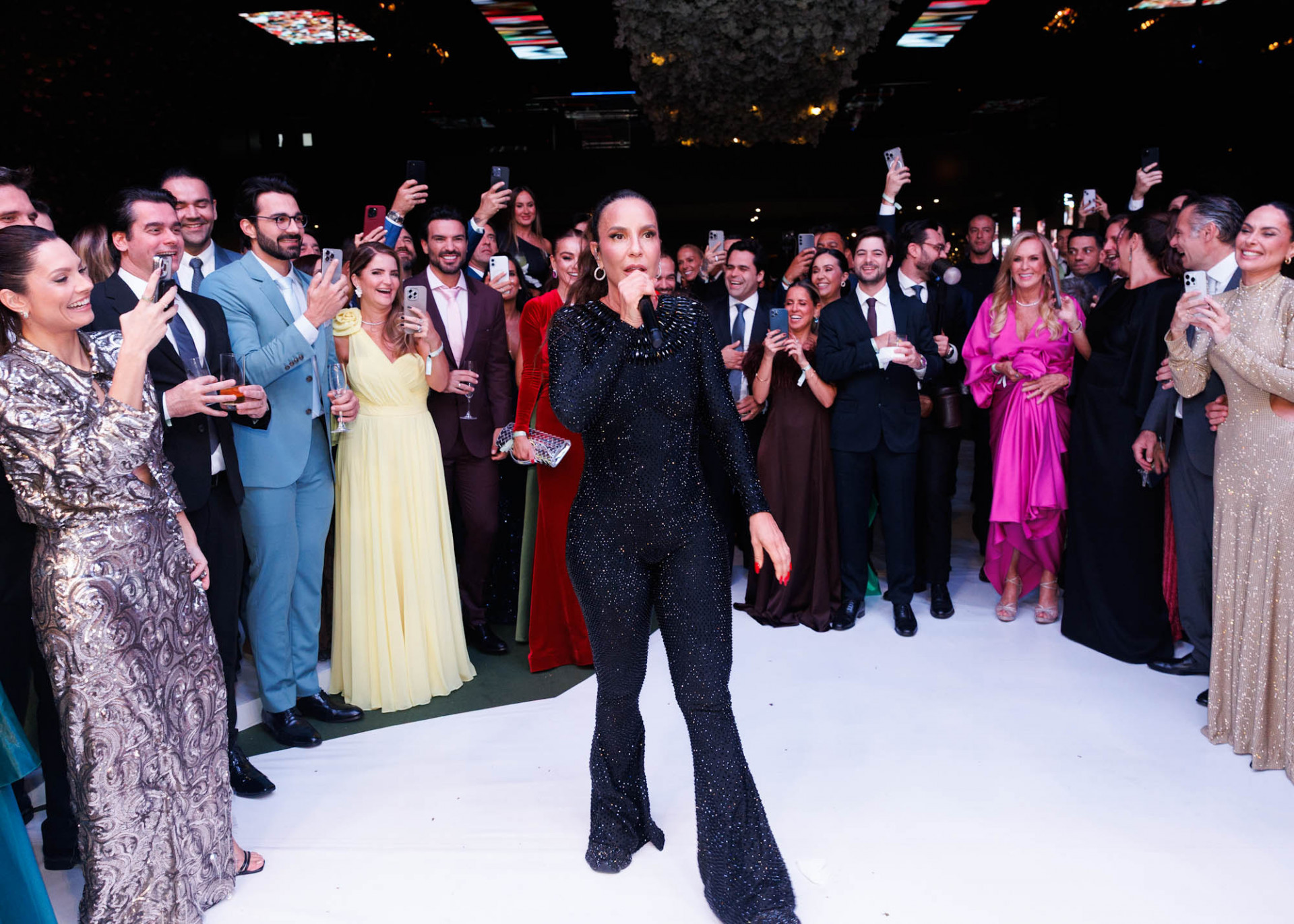 Ivete Sangalo faz show na renovação de votos de Ana Paula Siebert e Roberto Justus - Manuela Scarpa / BrazilNews