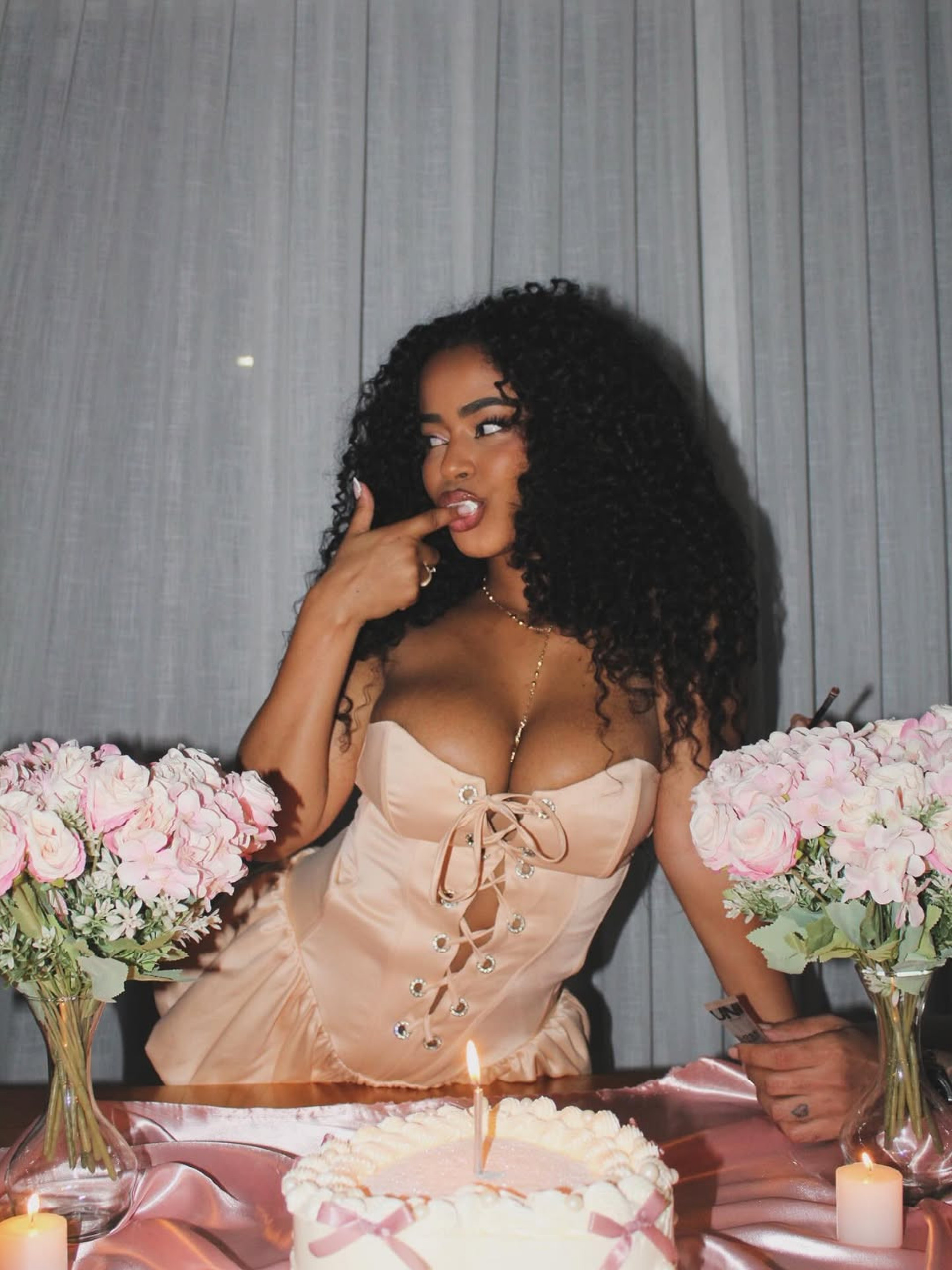 Lorena Maria completou 26 anos nesta quinta-feira (1) - Reprodução / Instagram