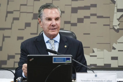 Ex-presidente Fernando Collor deixa presídio para cumprir pena em casa