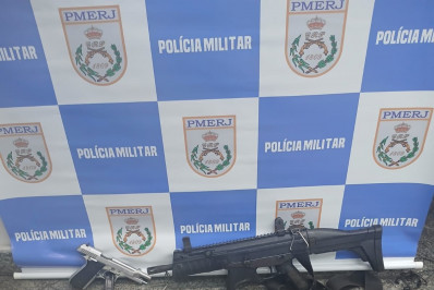 Casal desobedece ordem de parada, atira contra agentes e é preso na Av. Brasil