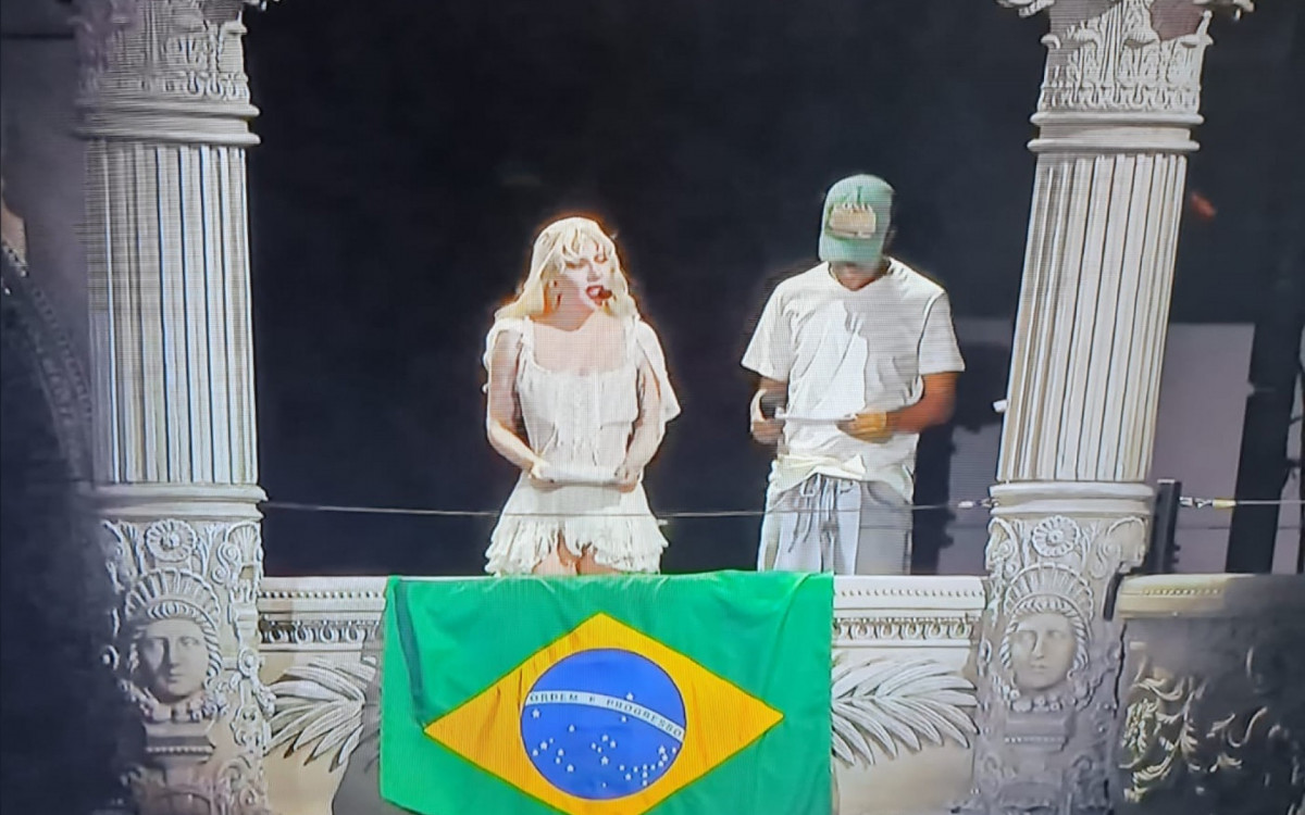 Lady Gaga fez um discurso emocionado para agradecer ao público brasileiro